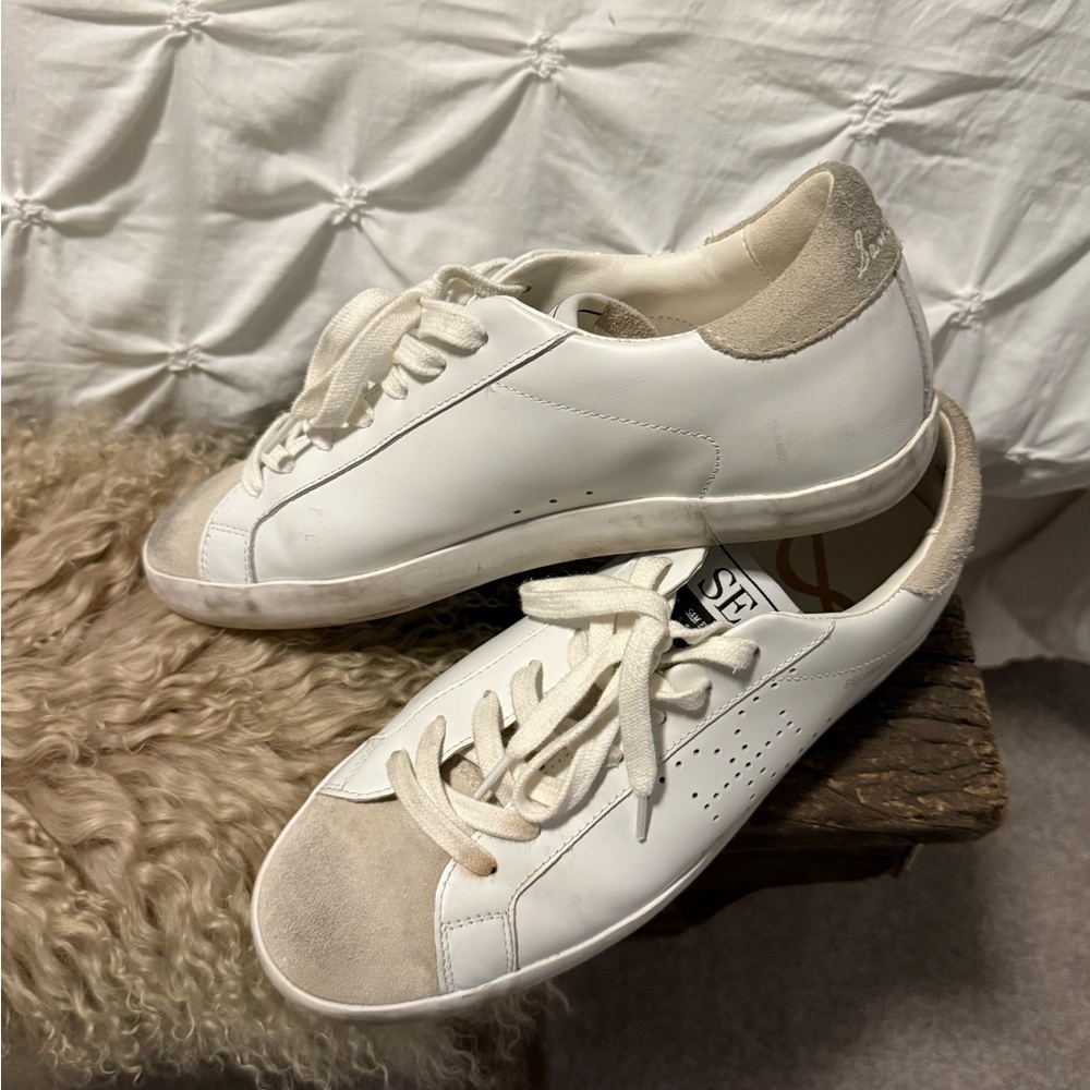 Sam Edelman White and Cream Minimalist Sneakers
